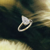 Alliance solitaire poire - or jaune